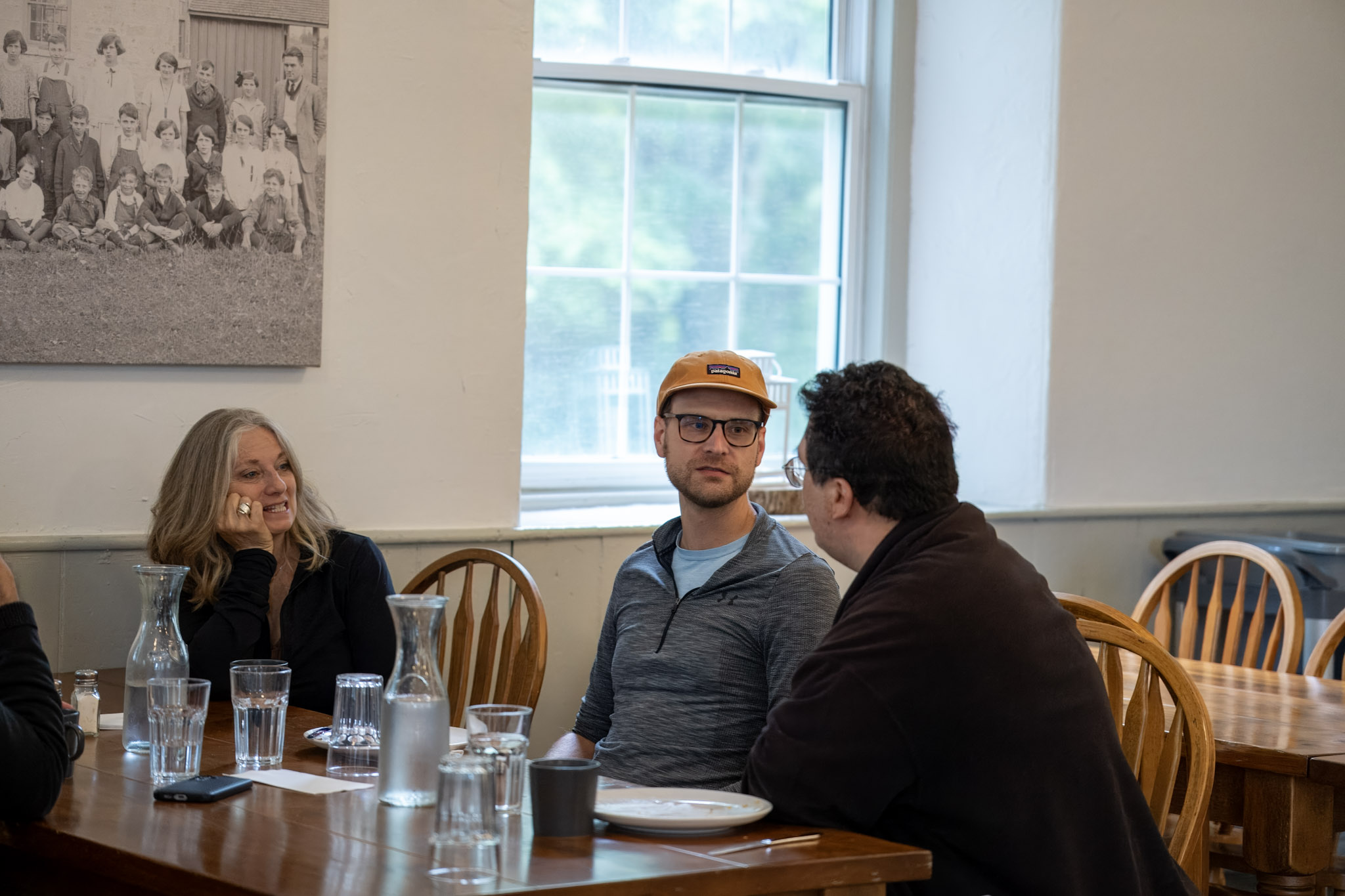 Students collaborating at a seminar table
